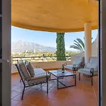 Molo Residences Boutique At Senorio מלון דירות