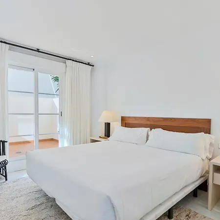 Molo Residences Boutique At Senorio 4* מארבלה