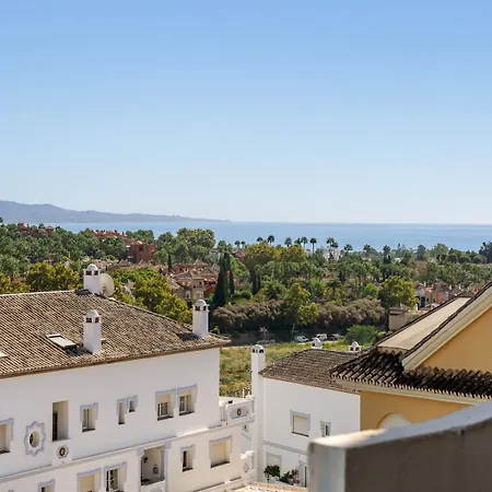 Molo Residences Boutique At Senorio 4*
