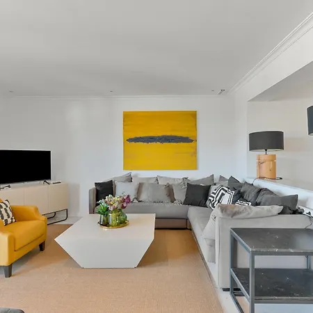 Molo Residences Boutique At Senorio