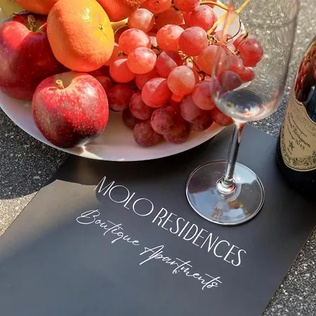 Molo Residences Boutique At Senorio アパートホテル