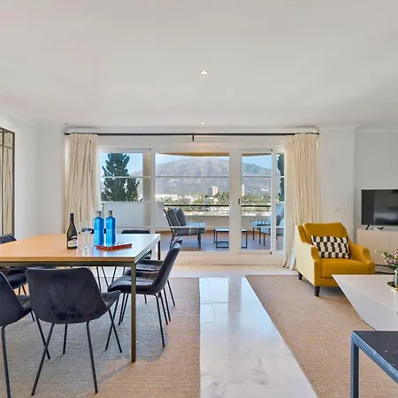 Molo Residences Boutique At Senorio Apartmanhotel Marbella