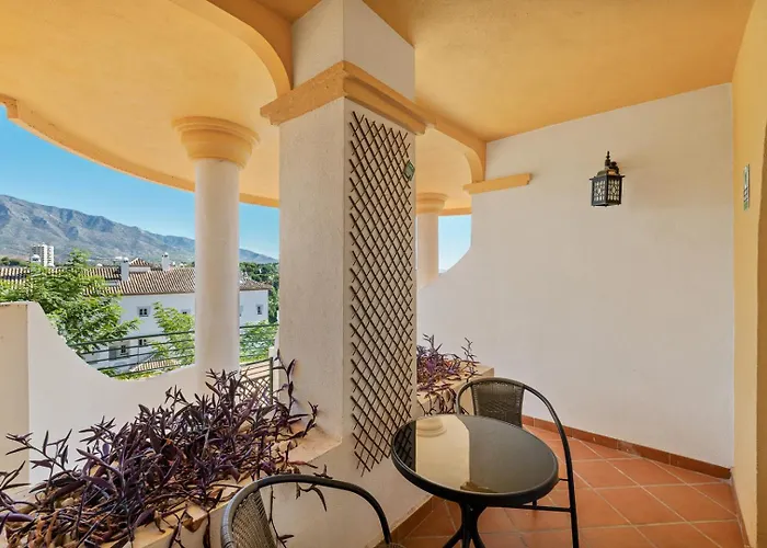 Molo Residences Boutique At Senorio 4*