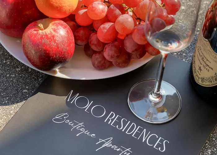 Molo Residences Boutique At Senorio Aparthotel