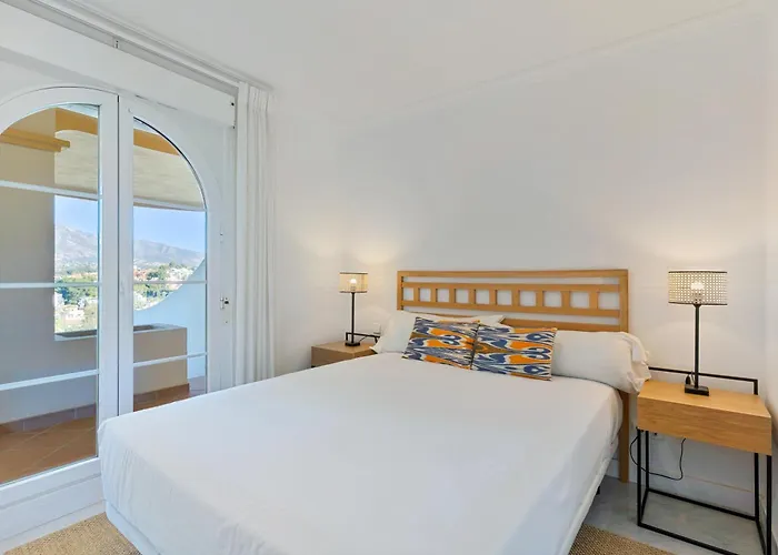 Molo Residences Boutique At Senorio Aparthotel 4*